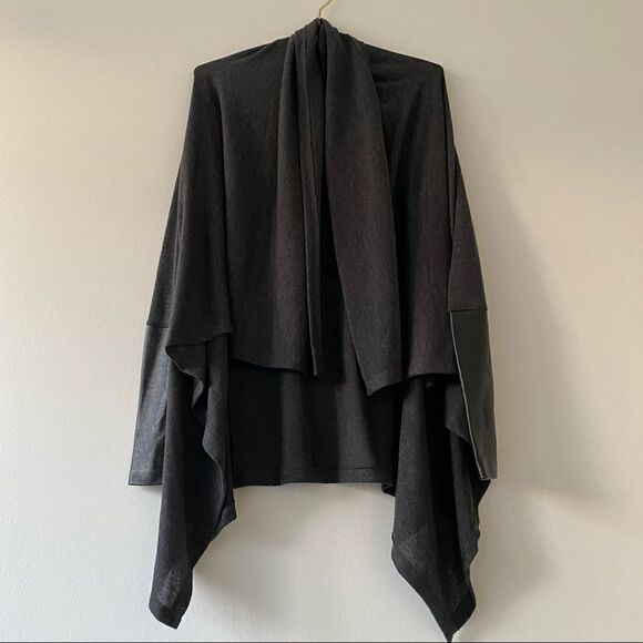 John Eshaya JET Grey Open Drape Jersey Cardigan with Faux Leather Wrist One Size - Picture 1 of 7